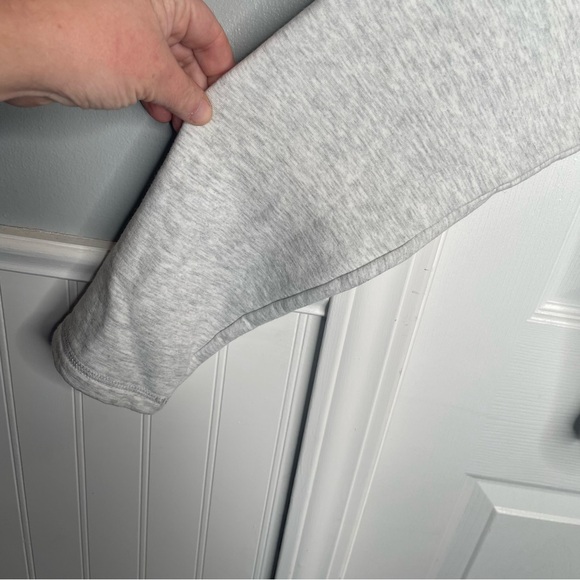 Madewell MWL Superbrushed Easygoing Sweatshirt Comfy Cozy in Icy Heather Gray M - Picture 7 of 13